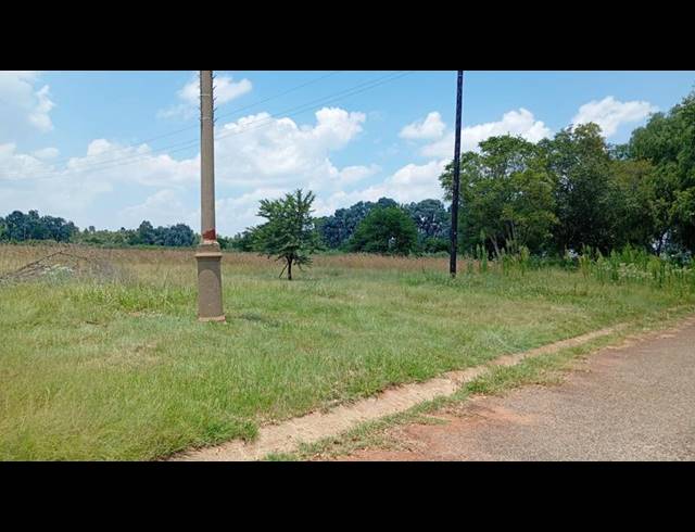 LAND FOR SALE IN CARLETONVILLE
